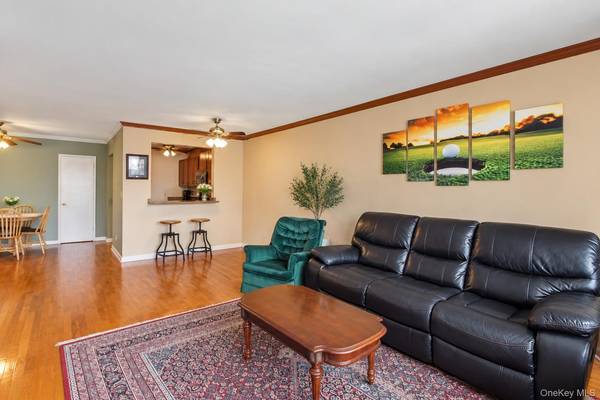 333 E Broadway #2K, Long Beach, NY 11561