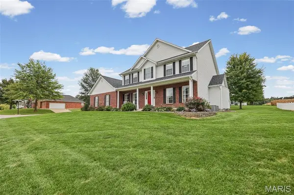 624 Timberline DR, Waterloo, IL 62298