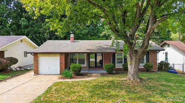 11305 Parkmont DR, Unincorporated, MO 63138