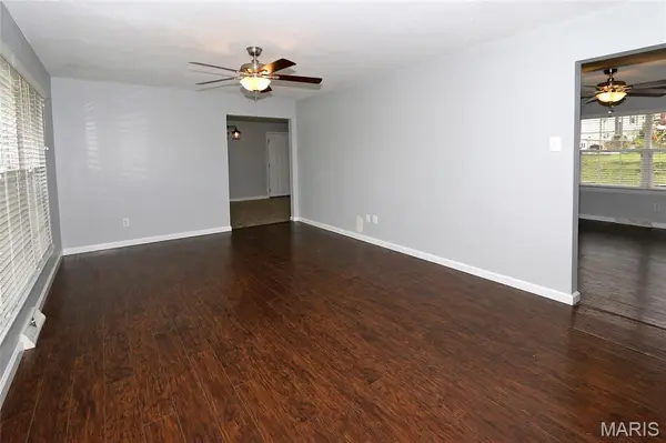 3001 W Adams, St Charles, MO 63301