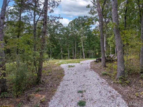 21860 Range Line DR, Warrenton, MO 63383