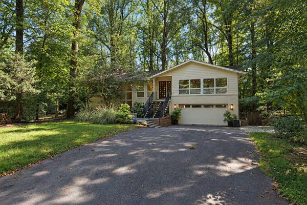 8313 Still Spring CT, Bethesda, MD 20817