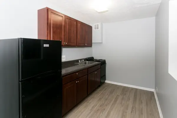 7333 N Ridge BLVD #105, Chicago, IL 60645