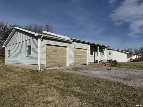 15 PECAN ST, Alto Pass, IL 62905
