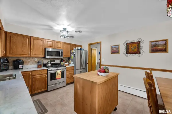 905 W NORTHMOOR RD, Peoria, IL 61614