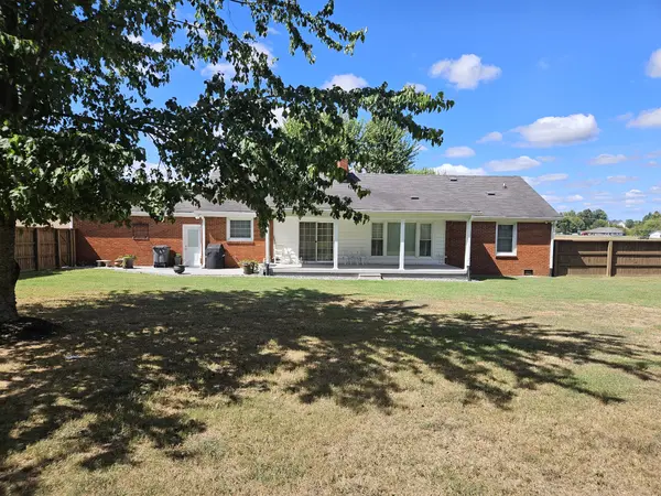 161 Old Highway 52, Lafayette, TN 37083