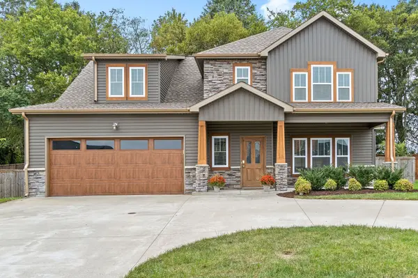 1020 Michaela Cir, Clarksville, TN 37043