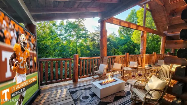 3620 Moonshine Way, Gatlinburg, TN 37738