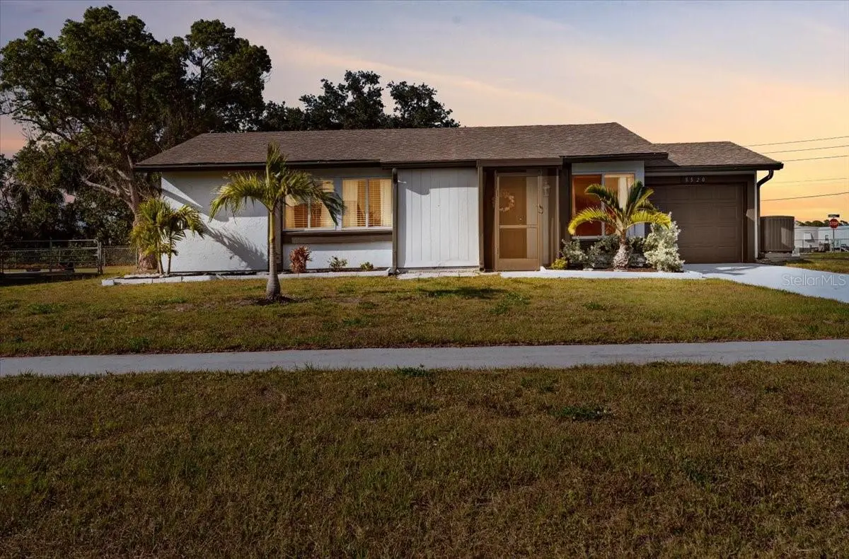 5520 KENWOOD DR, North Port, FL 34287