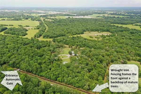 109 Private Road 916, Fairfield, TX 75840