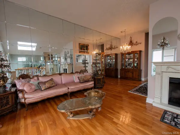 140-08 157th ST, Jamaica, NY 11434