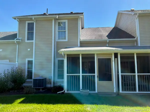 365 Ivy TRL, Rhinebeck, NY 12572