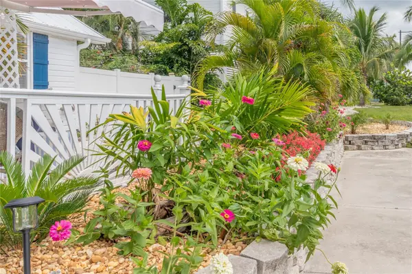 701 BROADWAY ST, Longboat Key, FL 34228