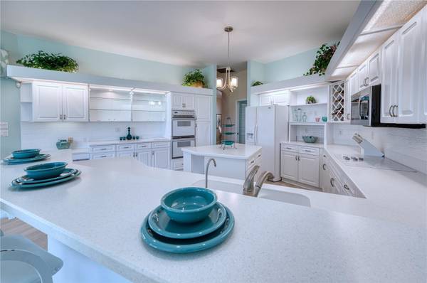 6802 DREWRYS BLF, Bradenton, FL 34203