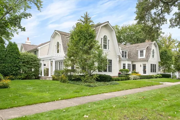 252 Myrtle ST, Winnetka, IL 60093