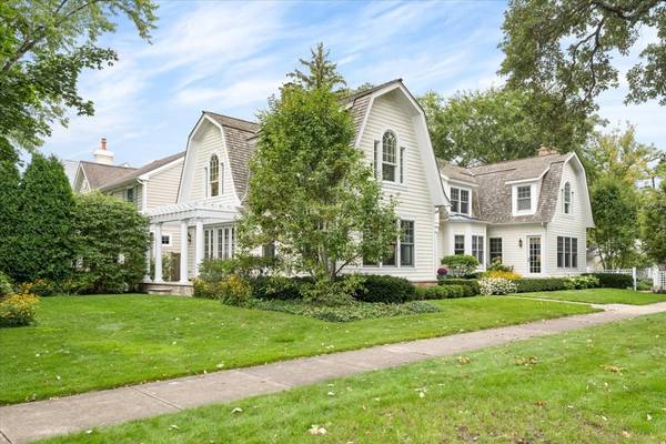 252 Myrtle ST, Winnetka, IL 60093