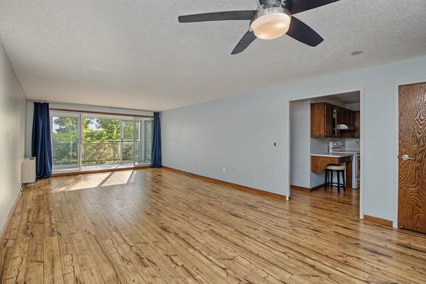6450 York AVE S #516, Edina, MN 55435