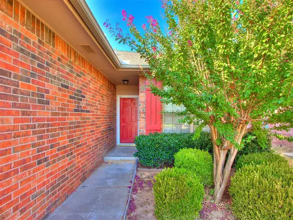 513 SW 124th PL, Oklahoma City, OK 73170