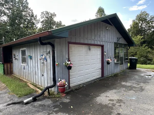 1020 Tramel Road, Sevierville, TN 37862