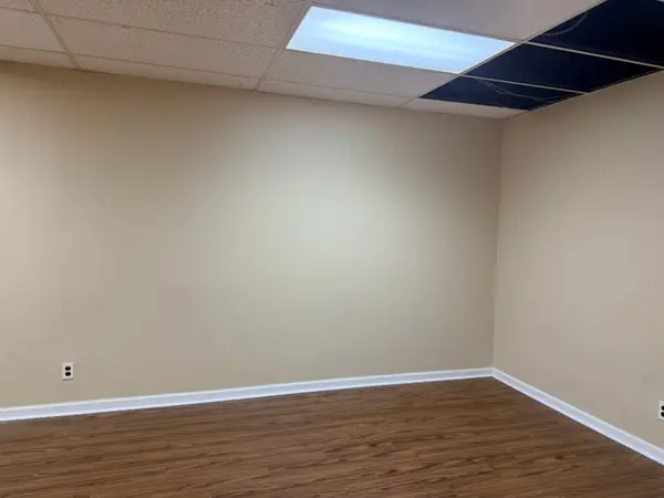 340 W Trinity Ln, Nashville, TN 37207
