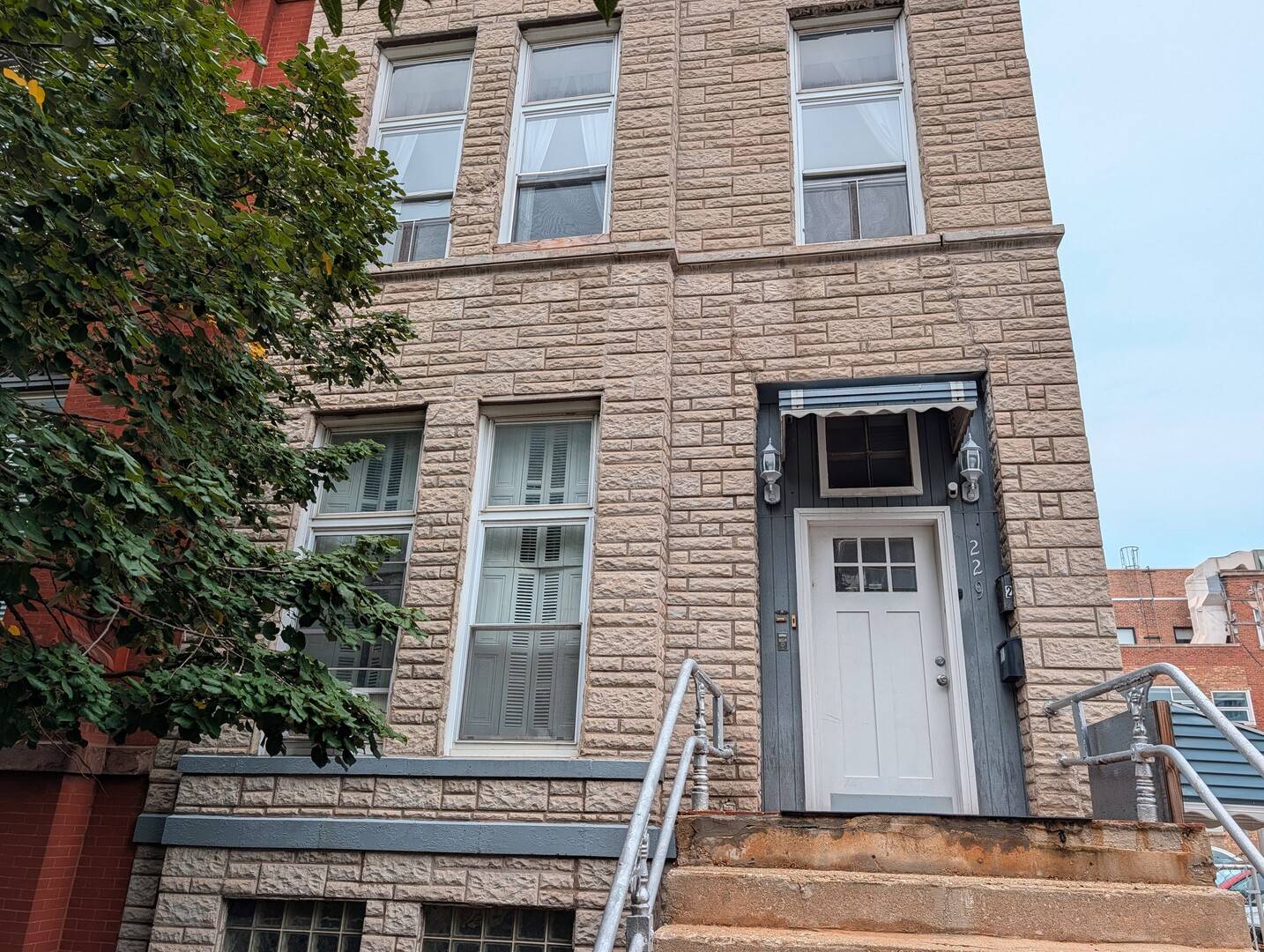 229 S Racine AVE #1, Chicago, IL 60607