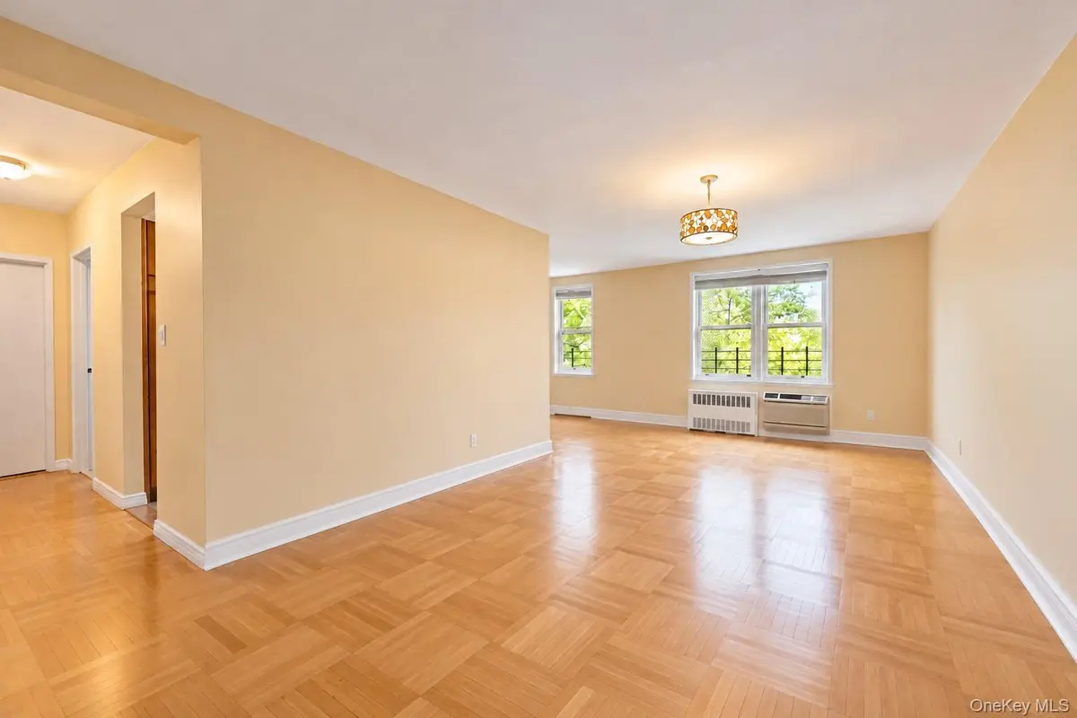 3901 Independence AVE #4F, Bronx, NY 10463