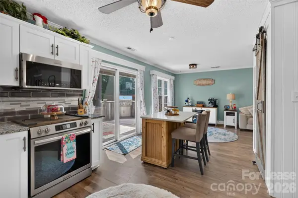 119 Milroy LN, Mooresville, NC 28115