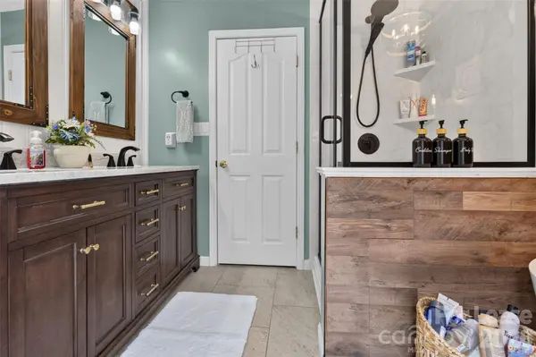 119 Milroy LN, Mooresville, NC 28115