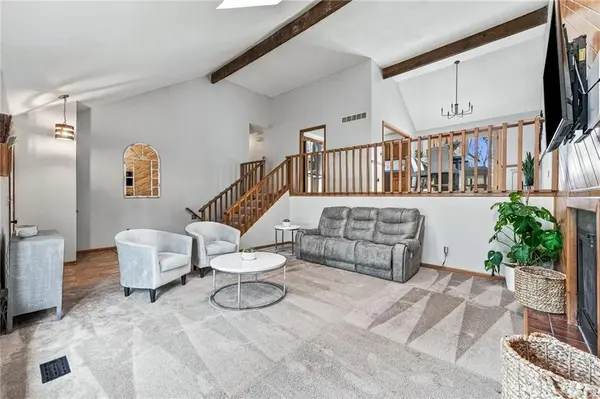 9223 W 49th TER, Merriam, KS 66203