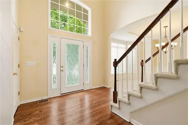 5601 NE Misty Meadow PL, Lee's Summit, MO 64064