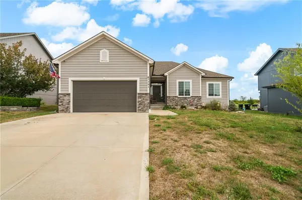 1201 Mesa DR, Belton, MO 64012
