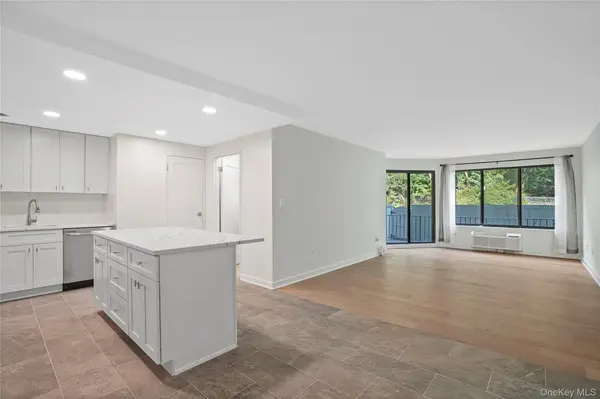 300 High Point DR #314, Hartsdale, NY 10530