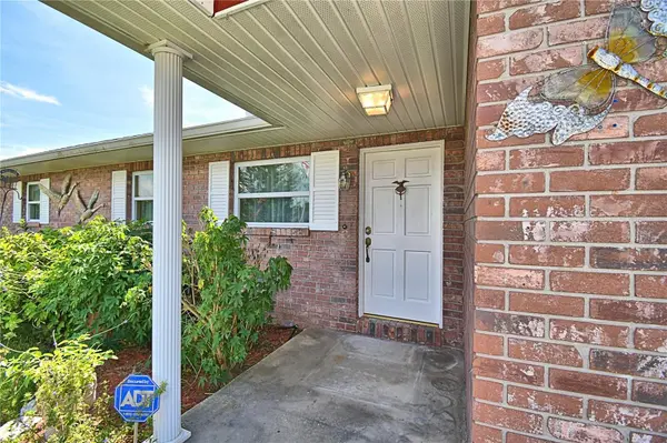 2815 CHRISTIE LN, Lakeland, FL 33813