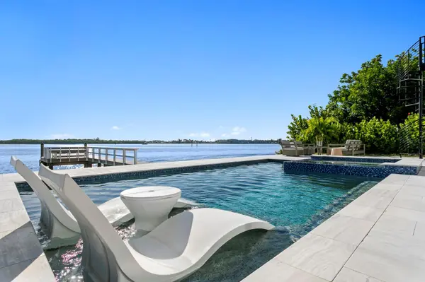 445 129TH AVE E, Madeira Beach, FL 33708