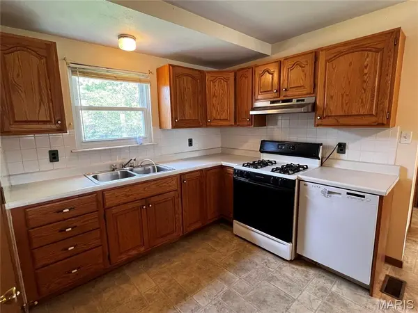2369 Saint Joseph DR, Arnold, MO 63010