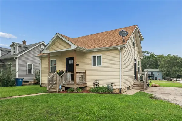 1611 E WASHINGTON ST, Joliet, IL 60433