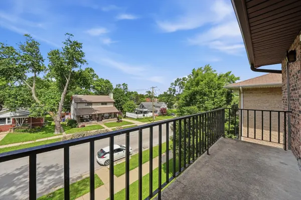 9535 S 54th AVE #3N, Oak Lawn, IL 60453
