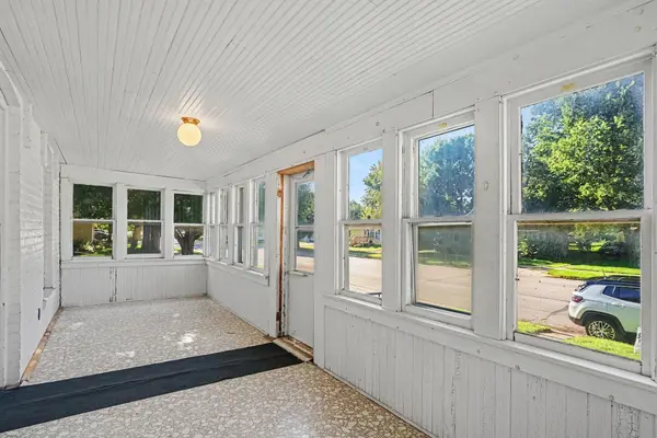 23 Main ST E, Morristown, MN 55052