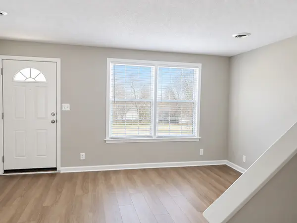 610 Commerce St #22, Clarksville, TN 37040