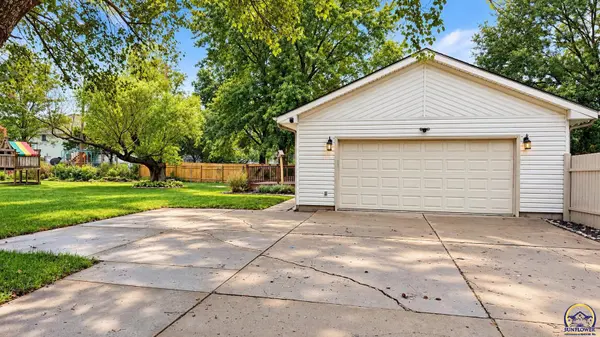4321 SE 23rd TER, Tecumseh, KS 66542-9409