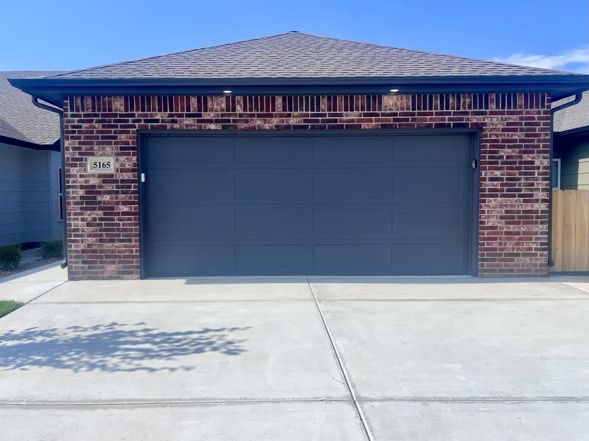 5165 N Sweetwater Road, Maize, KS 67101