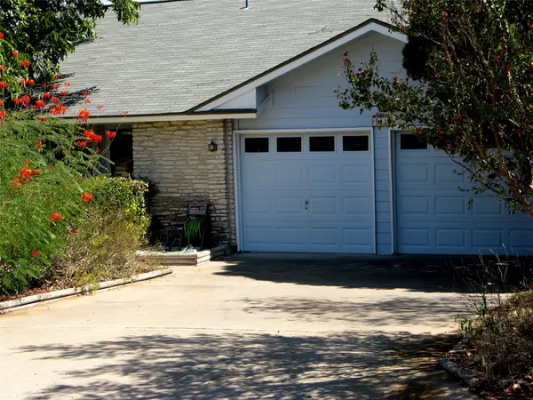 504 Greenway DR, Pflugerville, TX 78660