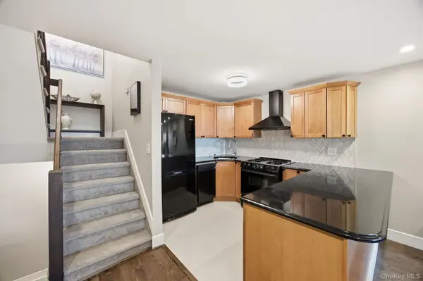 84-62 Austin Street #C3, Kew Gardens, NY 11415
