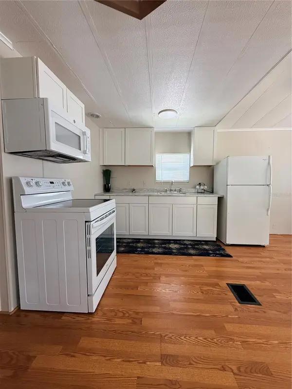 427 CENTER CREST BLVD, Davenport, FL 33837