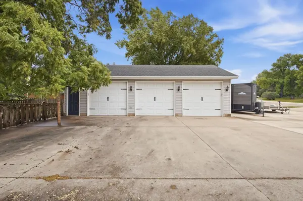 5134 E Eagle Lake RD, Willmar, MN 56201