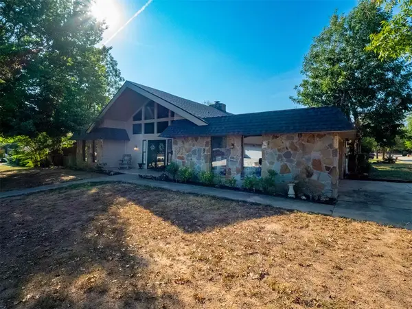 1 Lancet CT, Shawnee, OK 74804