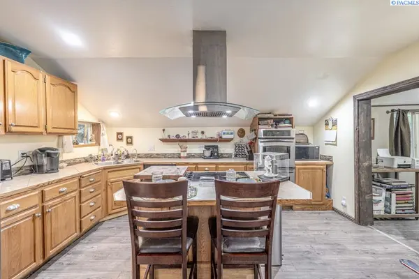101 N 3rd st, Farmington, WA 99128