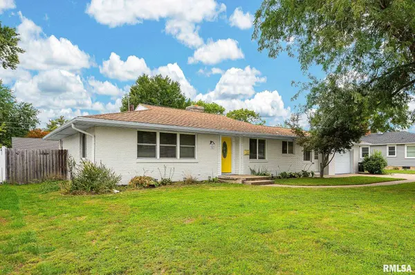 705 S 1ST AVE, Morton, IL 61550
