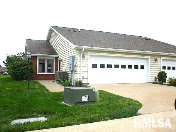 1308 MEADOWLARK LN, Macomb, IL 61455