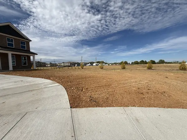 3640 Heartland Dr, Columbia, TN 38401